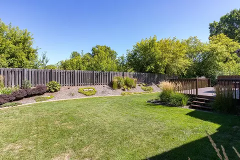 3304 N Whitney Dr, Appleton, WI 54914 photo 5