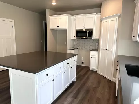 W6617 Ethan Drive, Appleton, WI 54915 photo 5
