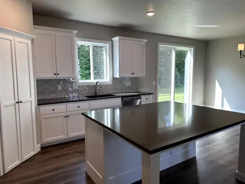 W6617 Ethan Drive, Appleton, WI 54915 photo 2