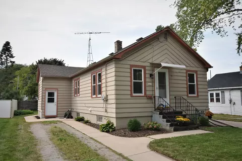 1415 Berger St, Oshkosh, WI 54902