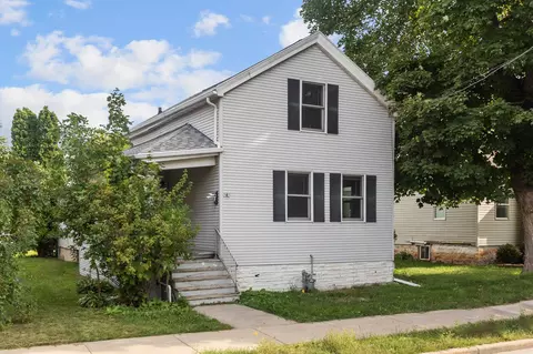 540 Ceape Ave, Oshkosh, WI 54901