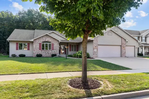 3708 S Christopher Ln, Appleton, WI 54915