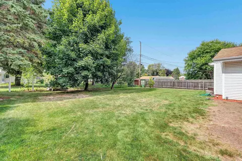 1013 S Midpark Dr, Appleton, WI 54915 photo 25
