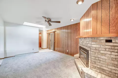 1013 S Midpark Dr, Appleton, WI 54915 photo 6