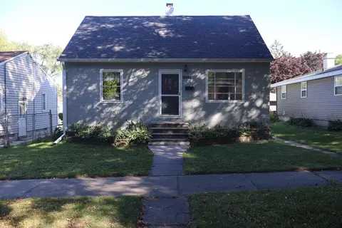 1211 S Greenwood Ave, Green Bay, WI 54304