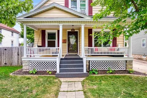 1534 Plummer St, Oshkosh, WI 54902