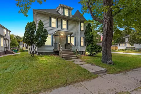 802 Dousman St, Green Bay, WI 54303