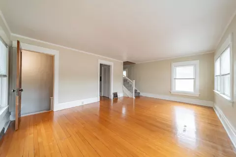 104 E Irving Ave, Oshkosh, WI 54901 photo 13