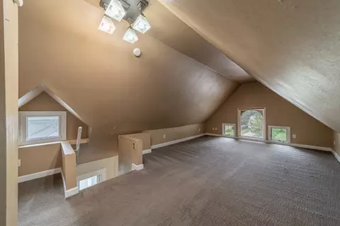 104 E Irving Ave, Oshkosh, WI 54901 photo 18