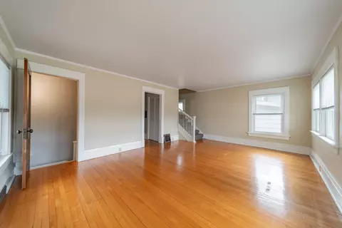 104 E Irving Ave, Oshkosh, WI 54901 photo 17