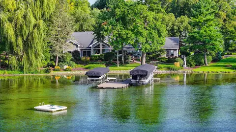 e929 Tammy Trail, Waupaca, WI 54981