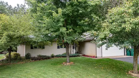n2185 Wilson Drive, Waupaca, WI 54981