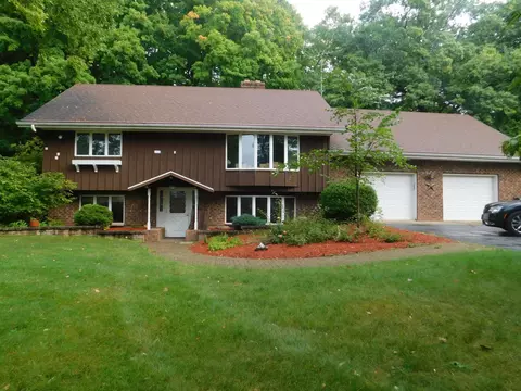 3398 Old Dump Rd, Bonduel, WI 54107