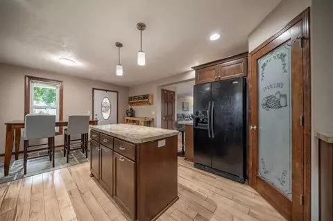 812 E Brewster St, Appleton, WI 54911 photo 4
