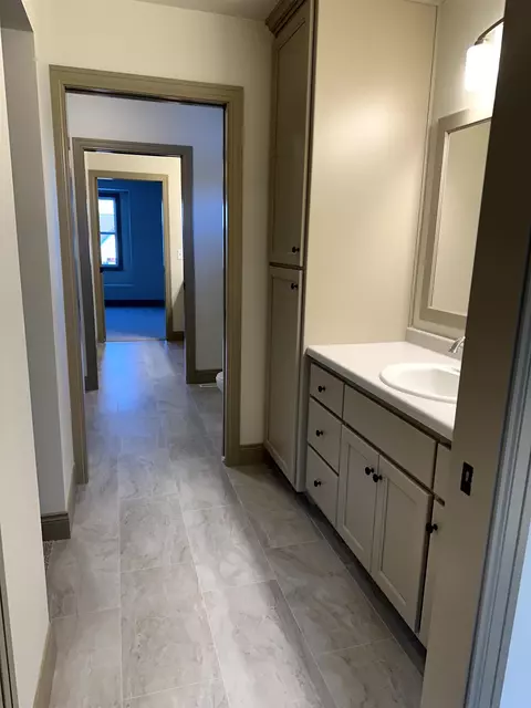 Bath - W6623 Ethan Drive, Appleton, WI 54915 photo 5 of 10