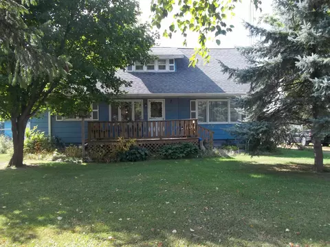n8519 County Road O, Clintonville, WI 54929