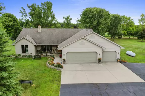 4969 Molitor Rd, Lena, WI 54139