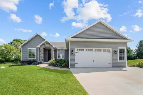 n2280 Hayton Road, New Holstein, WI 53061