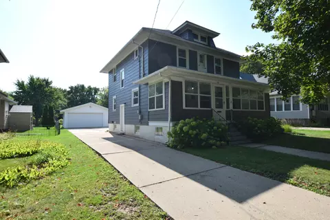 1144 Cass St, Green Bay, WI 54301