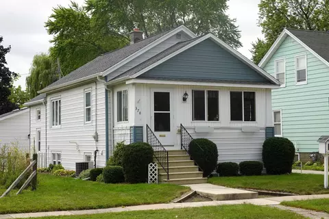 376 3rd St, Fond Du Lac, WI 54935