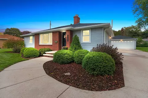 1754 N Outagamie St, Appleton, WI 54914