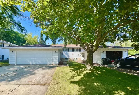 1556 Moon Beam Trl, Appleton, WI 54915