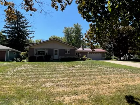 118 E Marquette St, Berlin, WI 54923