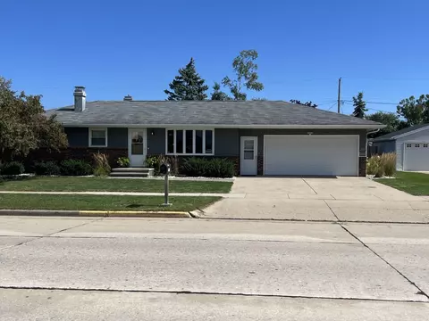 1248 Tullar Rd, Neenah, WI 54956