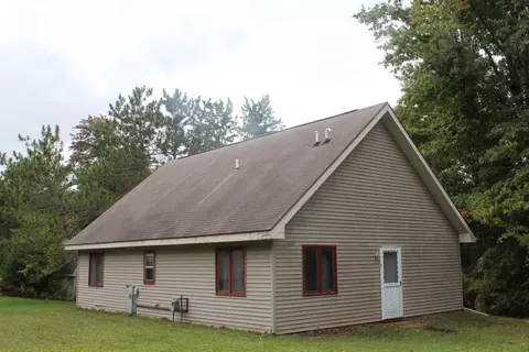 n9291 Oakwood Lane, Neshkoro, WI 54960