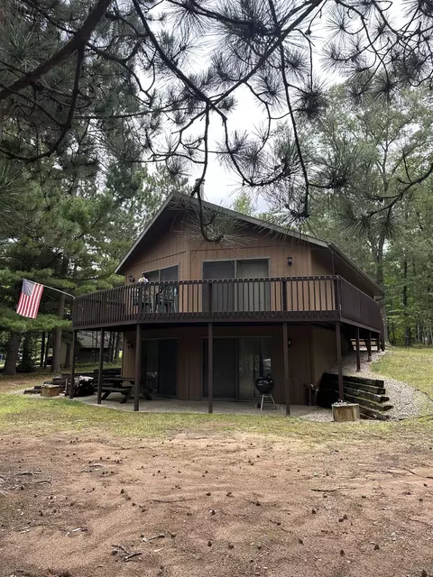 n1275 Rainbow Road, Keshena, WI 54135
