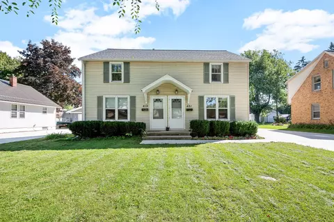 419 S Huron St, De Pere, WI 54115
