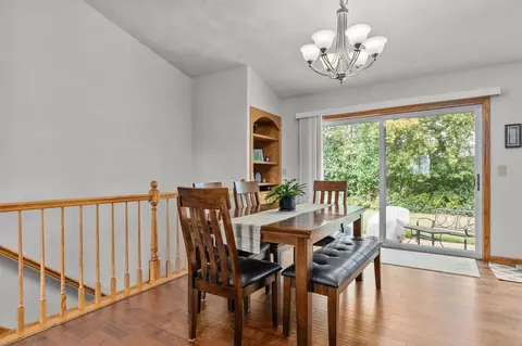 w6074 Paige Way, Appleton, WI 54915 photo 8