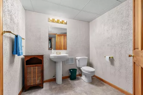 w6074 Paige Way, Appleton, WI 54915 photo 27