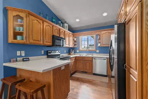 w6074 Paige Way, Appleton, WI 54915 photo 5