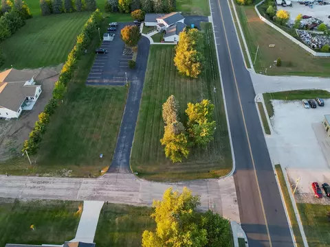 Park Lane, Mishicot, WI 54228