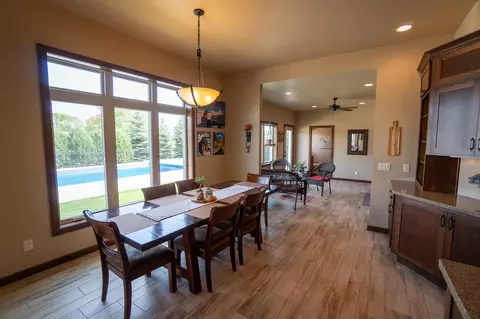 1209 Bobby Ct, Appleton, WI 54915 photo 7