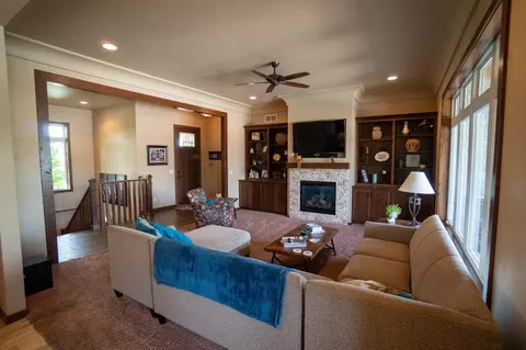 1209 Bobby Ct, Appleton, WI 54915 photo 11