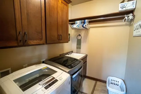 1209 Bobby Ct, Appleton, WI 54915 photo 17