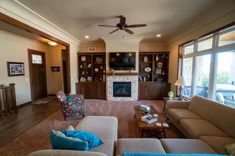 1209 Bobby Ct, Appleton, WI 54915 photo 13
