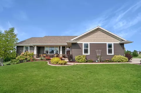 w164 Meadow Ridge Trail, Kaukauna, WI 54130