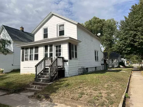 800 James St, Green Bay, WI 54303