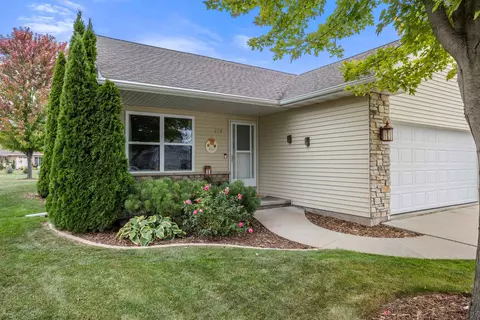 618 Harold Way, Appleton, WI 54915