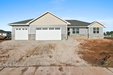 4574 Richard Ln, Green Bay, WI 54313