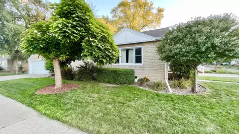 903 13th Ave, Green Bay, WI 54304