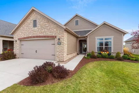 134 N Bedford Rd, Green Bay, WI 54311