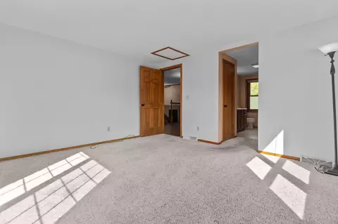 w6121 Colonial Drive, Appleton, WI 54914 photo 15