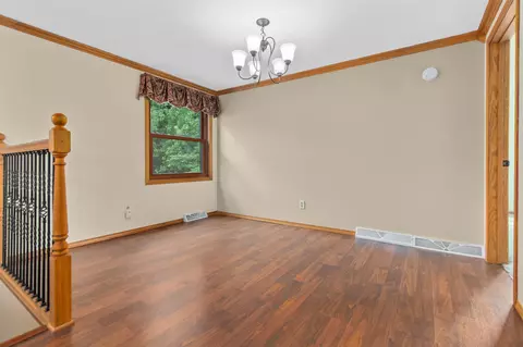 w6121 Colonial Drive, Appleton, WI 54914 photo 12