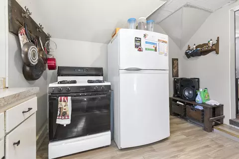 1023 W Lawrence St, Appleton, WI 54914 photo 11