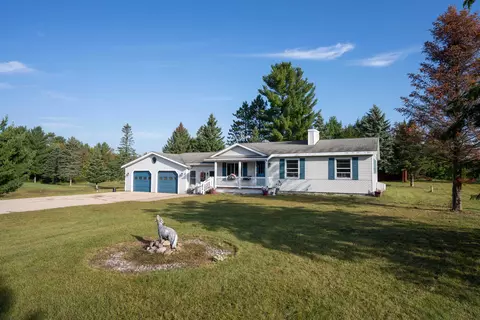 w8470 Germantown Road, Crivitz, WI 54114