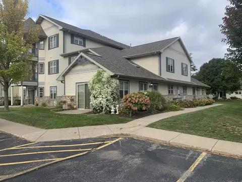w6144 Victorian Drive #5, Appleton, WI 54915